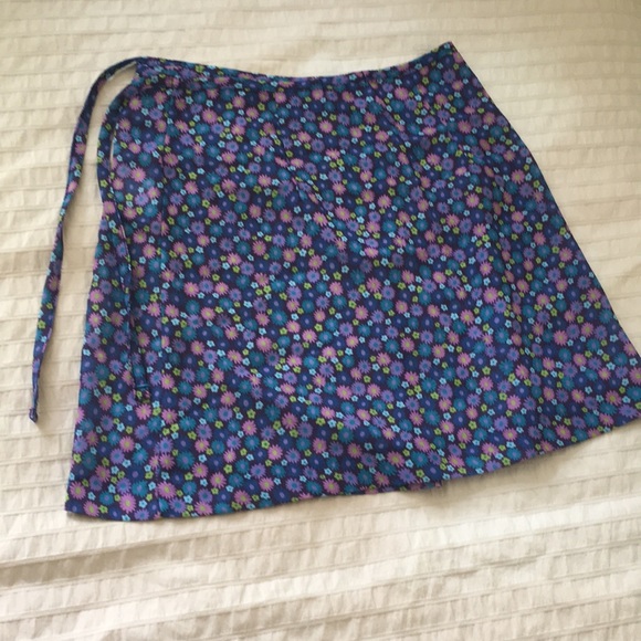 Dex skirt - Picture 2 of 5